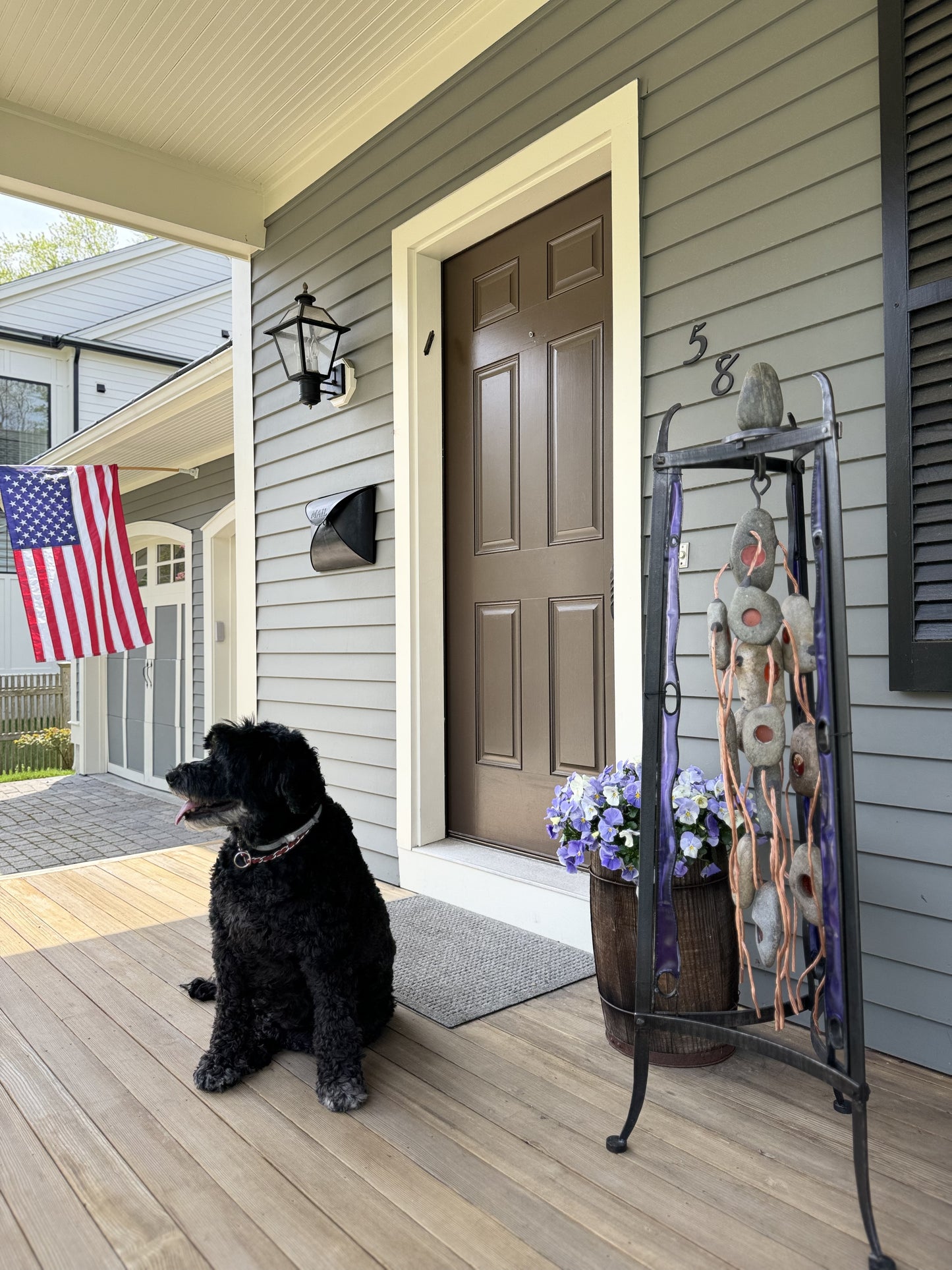 Neuron and synapses tripod